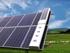 灰塵是影響光伏發(fā)電的因素么？光伏清潔機(jī)器人能不能起到作用？